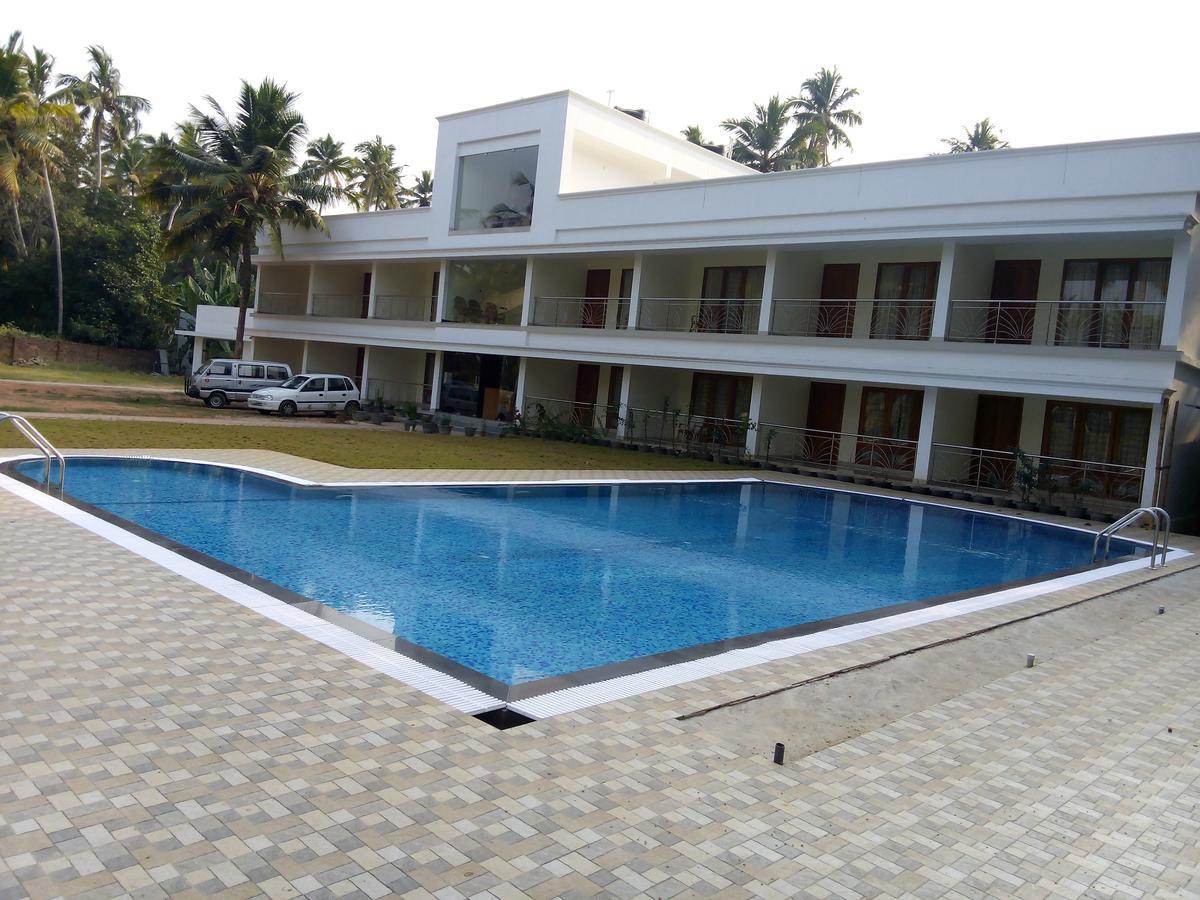 Travancore Island Resort Thiruvananthapuram Ngoại thất bức ảnh