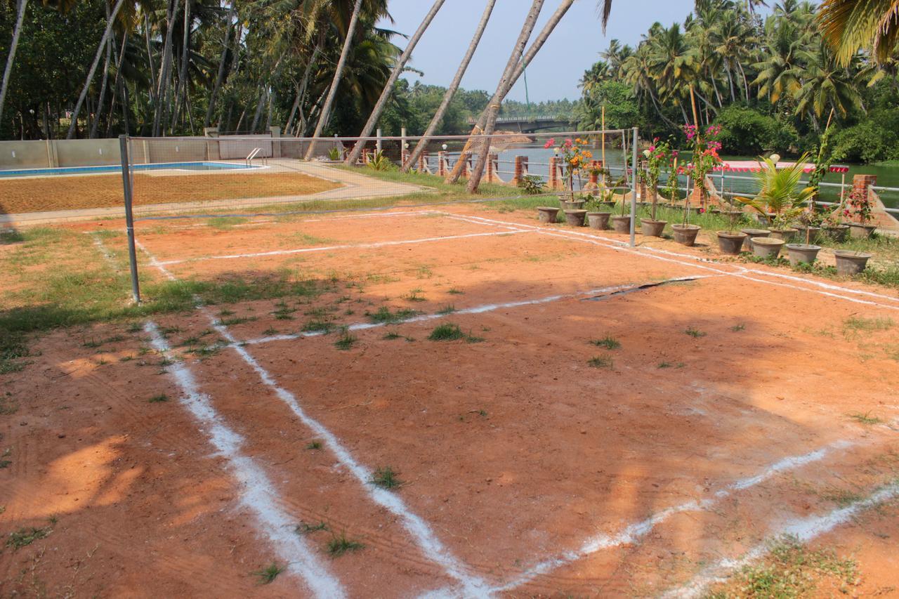 Travancore Island Resort Thiruvananthapuram Ngoại thất bức ảnh